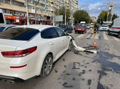 Парня увезли с травмой головы: подробности ДТП на Современнике в Волгограде