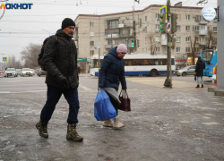 "Только на танке ехать": бессилие перед ледяным циклоном признали в Волгограде