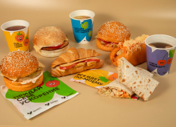 Волгоградские школьники и родители оценили новинки школьного меню