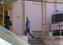 За поддельные сертификаты о вакцинации от коронавируса терапевта из Волгограда отправили под стражу 