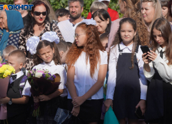 Ежегодные 15 000 рублей к школе предложили платить волгоградские депутаты 