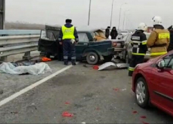 В страшной аварии с двумя погибшими волгоградцы обвинили дорожников