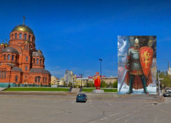 В центре Волгограда у храма Александра Невского хотят построить девятиэтажку на пьедестале