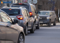 В смертельных авариях в Волгограде погибли водитель и пешеход