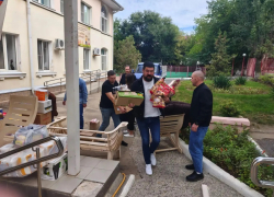 Волгоградские благотворители дарят тепло тем, кто остался без поддержки