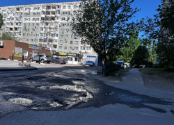 Сразу две крупные коммунальные аварии произошли в Волгограде