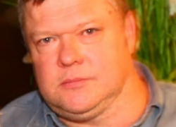 Мужчину с опухолью на шее ищут в Волгоградской области