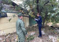 Труп мужчины с разбитым лицом нашли у заброшенных дач в Волгограде