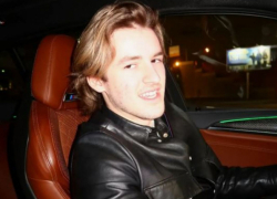 Ирина Дубцова продолжает спонсировать роскошную жизнь 19-летнего сына