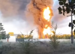 В Волгоградской области ликвидировали пожар на нефтебазе 