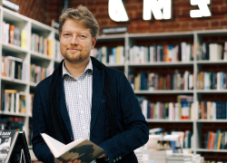 «Её не дадут в обиду», - зампредседателя «Яблоко» об учительнице, против которой возбудил уголовное дело волгоградский чиновник