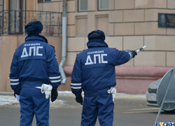 Массовые проверки водителей проходят в Волгограде и Волжском