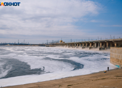 Запрет на проезд фур по мосту Волжской ГЭС продлили до августа