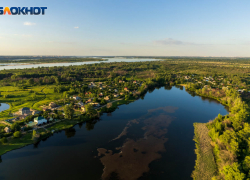 Тело 17-летнего парня ищут в реке под Волгоградом