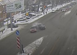 В авариях в Волгоградской области пострадали 6 человек и задержаны 13 пьяных водителей: видео ДТП