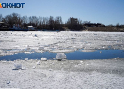 Рыхлый лед массово оставил без воды Волгоград