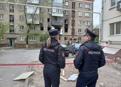 На месте взрыва на улице Титова в Волгограде эвакуировали жильцов и развернули оперативный штаб 