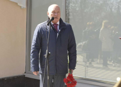 Виталий Лихачев стал почетным гражданином Волгограда