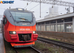 Едущий через Волгоградскую область поезд из Дербента отменили из-за разгула стихии 