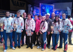 Волгоградцы завоевали 8 медалей на первенстве мира по кикбоксингу