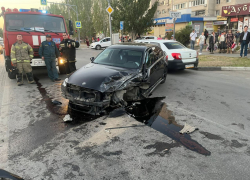 Три человека пострадали в столкновении  BMW и маршрутки под Волгоградом