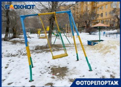 Остатки советского детства в волгоградских дворах в объективе фотографа