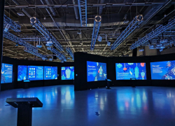 «Было стыдно за эту голубую муть»: волгоградцев шокировал бесплатный подарок к праздникам