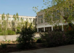 Подросток с ножом пришел с угрозами убить в школу под Волгоградом