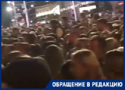 На гигантские очереди к «Свету Великой Победы» пожаловались волгоградцы 