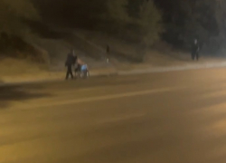  Смертельную  зону  для пешеходов на Рокоссовского в Волгограде сняли на видео