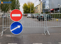 В Волгограде ограничили движение транспорта из-за коммунального коллапса
