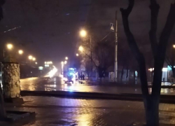 Павильон с сухофруктами загорелся рядом с остановкой «Юбилейный» в Волгограде