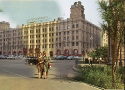 Тогда и сейчас: гордость Волгограда - здание главной почты – главпочтамт