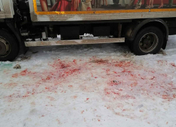 В Волгоградской области рецидивист жестоко избил экспедитора "Красное и белое"