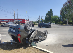 Пострадали двое детей и 4 взрослых: подробности автокатастрофы под Волгоградом 