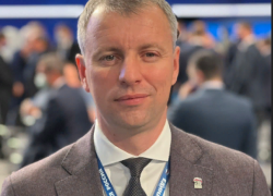 Избежавшему всех санкций депутату Волоцкову пришлось оправдываться после шуток в интернете