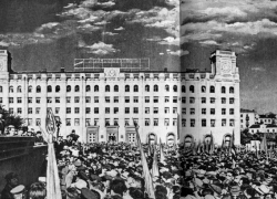 Площадь Павших борцов едва не треснула: как Хрущев с Брежневым собрали тысячные толпы в Сталинграде