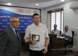 Волгоградских полицейских приравняли к сексуальным студенткам