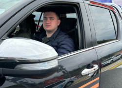 Требовавший права на тонировку Toyota Hilux депутат после переизбрания пересел на троллейбус в Волгограде 