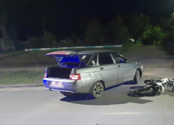 Двоих подростков на мотоцикле сбил ВАЗ под Волгоградом