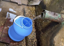 Пользоваться колодцами посоветовали чиновники после отключения воды в Котово