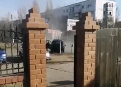 На видео попали последствия наезда женщиной-водителем на газовую трубу в Средней Ахтубе