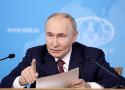 «Стоим на пороге ключевых событий»: политолог о предложенном Путиным мире Украине