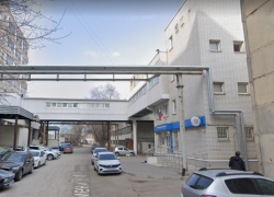 Удручающее здание налоговой возле Мамаева Кургана в Волгограде отремонтируют за 360 миллионов рублей