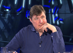 «Чиновники обогащаются за счёт бюджета»: депутат волгоградской облдумы раскритиковал послание Путина