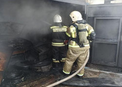 Мужчина сгорел в заброшенной машине в Волгоградской области 