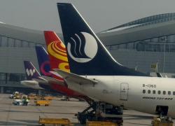 Выезд за границу запретили россиянину с крупным долгом перед ФНС