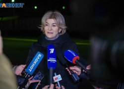 В Волгограде похоронили погибшего в Праге сына вице-губернатора Зины Мержоевой