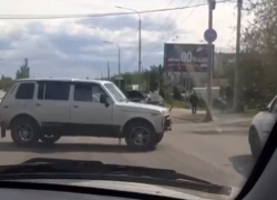 ДТП с участием внедорожника и BMW в Волгограде попало на видео