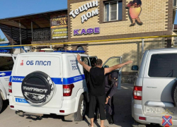 «Буди нижнего»: облаву на спящих мигрантов устроила полиция под Волгоградом 
